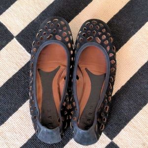 Marni ballerina cut out flats, suede black, size 7